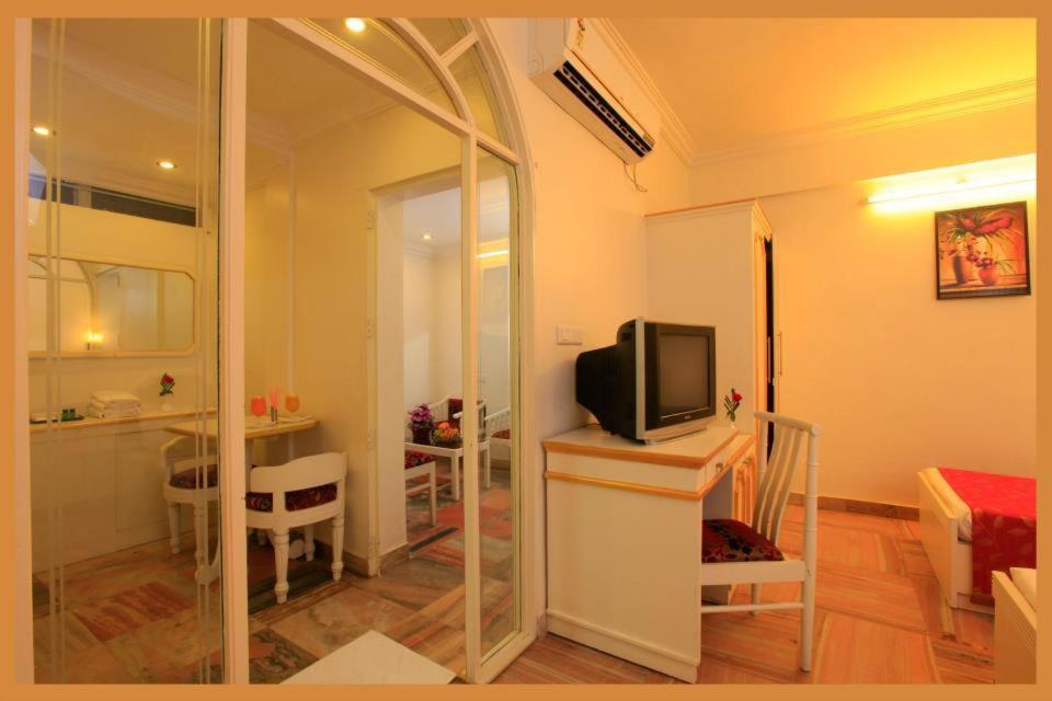 Hotel Super Townhouse Malabar Illam Kochi Zimmer foto